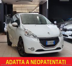 Auto - Peugeot 208 1.2 vti 82 cv 3p.