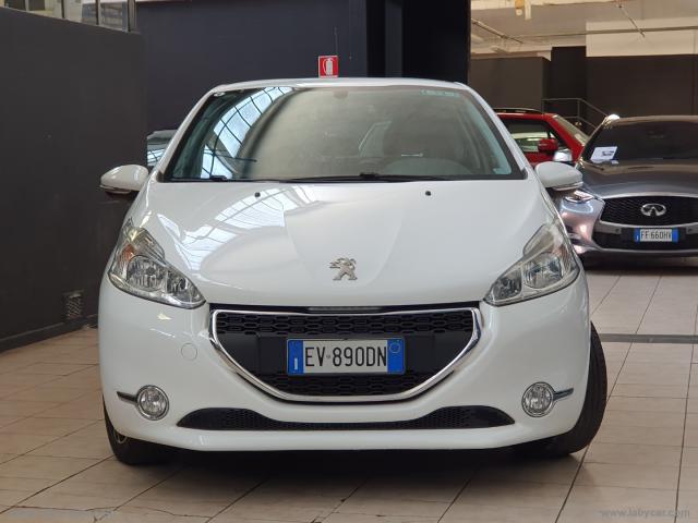 Auto - Peugeot 208 1.2 vti 82 cv 3p.