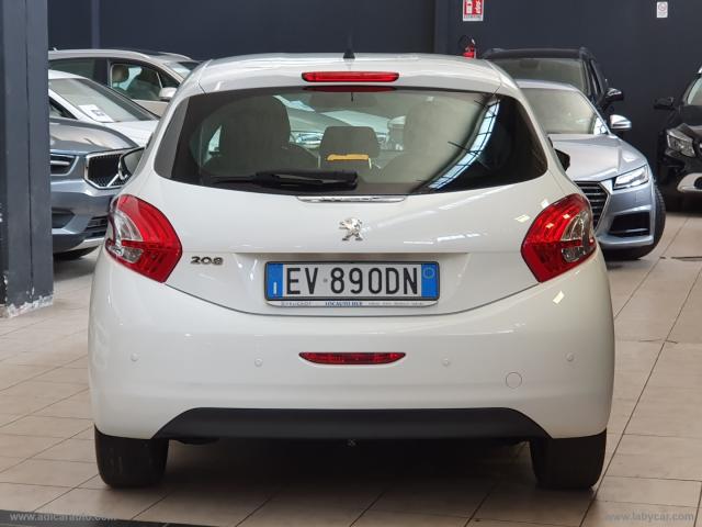 Auto - Peugeot 208 1.2 vti 82 cv 3p.