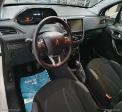 Auto - Peugeot 208 1.2 vti 82 cv 3p.
