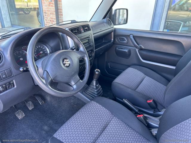 Auto - Suzuki jimny 1.3 4wd special