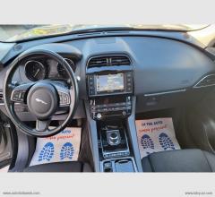 Auto - Jaguar f-pace 2.0 d 180 cv aut. prestige