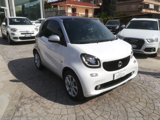 Auto - Smart fortwo 70 1.0 twinamic passion