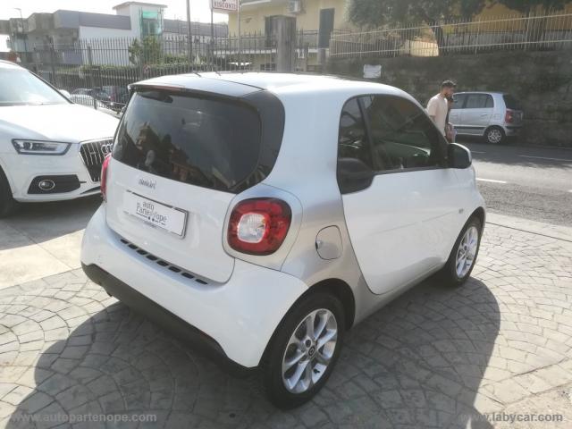 Auto - Smart fortwo 70 1.0 twinamic passion