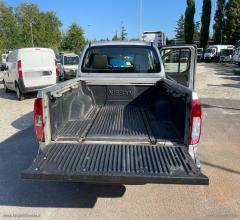 Auto - Nissan navara 2.5 dci 4p. double cab xe