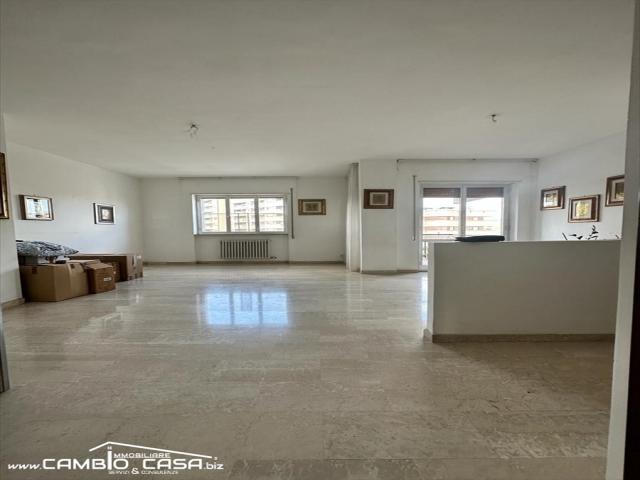 Appartamenti in Vendita - Appartamento in vendita a taranto solito