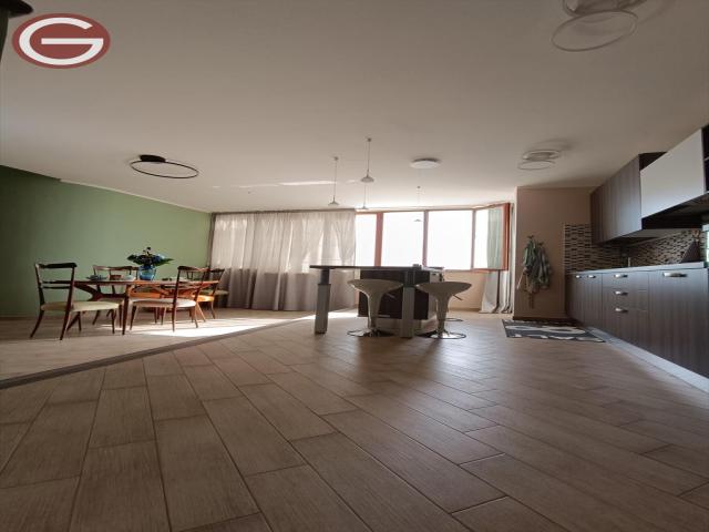 Appartamenti in Vendita - Appartamento in vendita a gioia tauro semicentrale