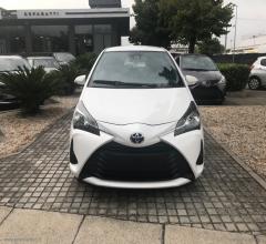 Auto - Toyota yaris 1.0 5p. ultimate
