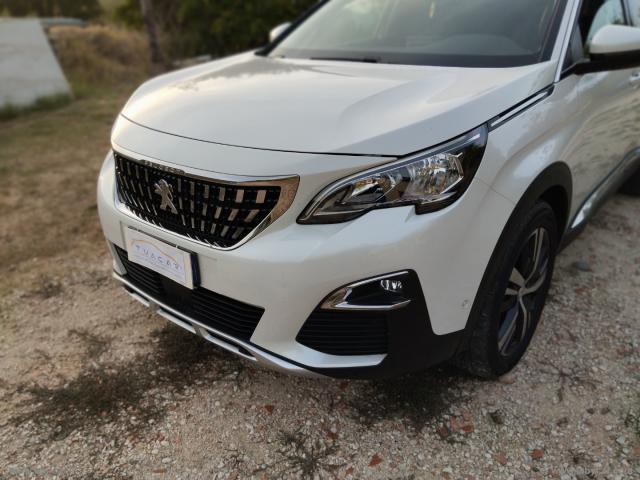 Auto - Peugeot 3008 puretech turbo 130 s&s eat8