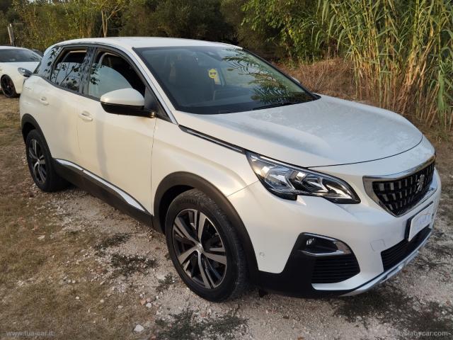 Auto - Peugeot 3008 puretech turbo 130 s&s eat8
