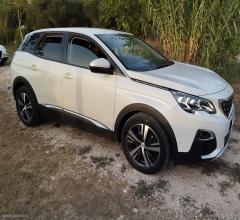 Auto - Peugeot 3008 puretech turbo 130 s&s eat8