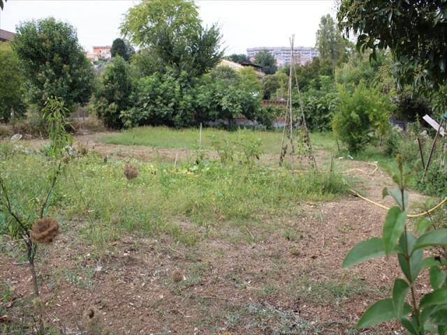 Appartamenti in Vendita - Terreno edificabile in vendita a pescara colli