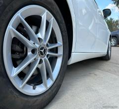Auto - Mercedes-benz a 180 d automatic business extra