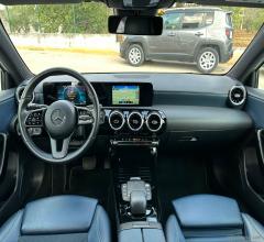 Auto - Mercedes-benz a 180 d automatic business extra