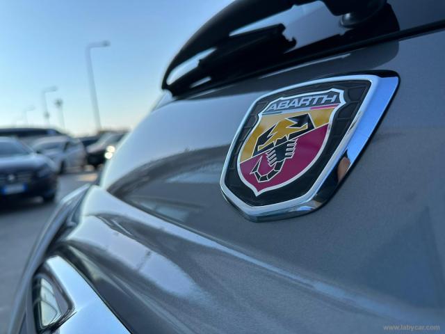 Auto - Abarth 595 1.4 turbo t-jet 140 cv