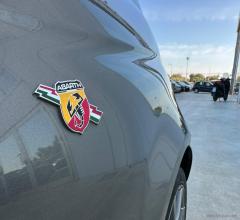 Auto - Abarth 595 1.4 turbo t-jet 140 cv