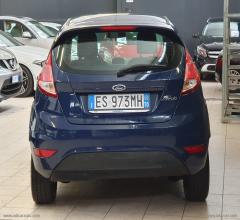 Auto - Ford fiesta 1.4 5p. bz.- gpl