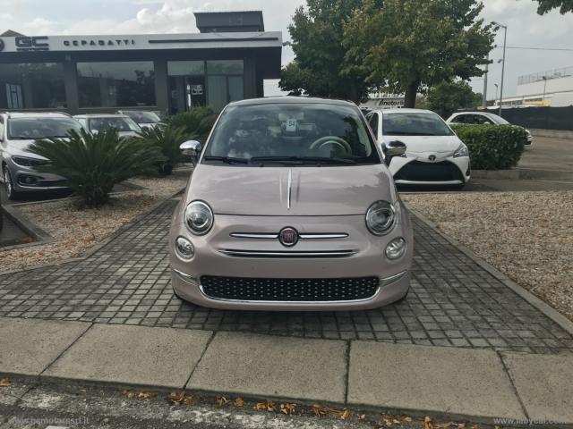 Auto - Fiat 500 1.0 hybrid dolcevita