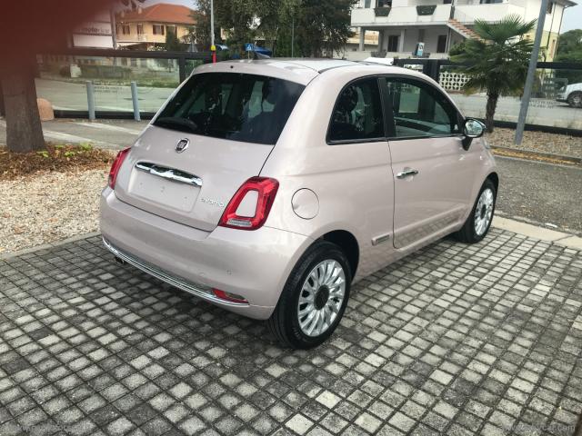 Auto - Fiat 500 1.0 hybrid dolcevita
