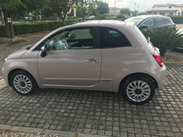 Auto - Fiat 500 1.0 hybrid dolcevita