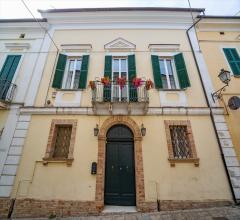 Appartamenti in Vendita - Palazzo in vendita a loreto aprutino centro storico
