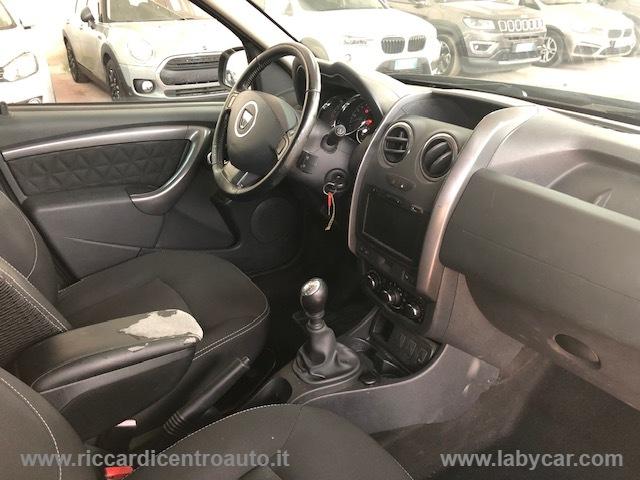 Auto - Dacia duster 1.5 dci 110 cv 4x2 laurÃ©ate - navy - km. 51.000