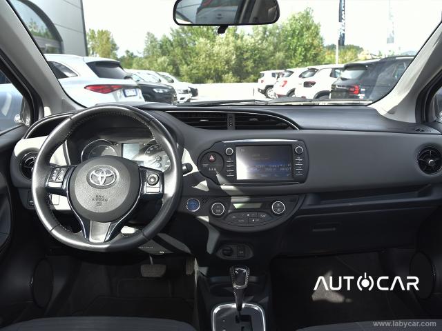 Auto - Toyota yaris 1.5 hybrid 5p. active