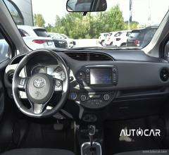 Auto - Toyota yaris 1.5 hybrid 5p. active