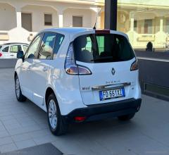 Auto - Renault scÃ©nic xmod 1.5 dci 110 cv limited