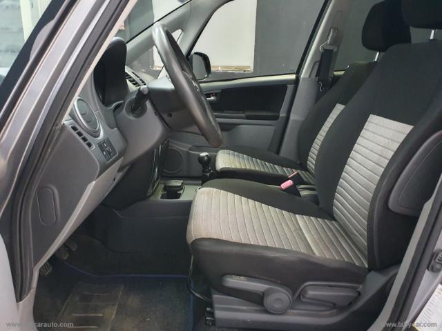 Auto - Suzuki sx4 1.6 4wd gl