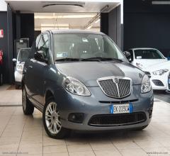 Auto - Lancia ypsilon 1.2 69 cv argento