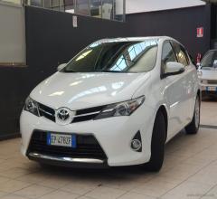 Auto - Toyota auris 1.4 d-4d lounge