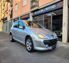 Auto - Peugeot 307 1.6 16v hdi 90cv 5porte