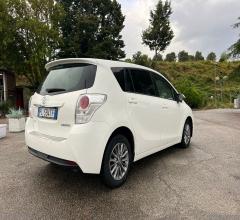 Auto - Toyota verso 1.6 d-4d active