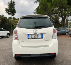 Auto - Toyota verso 1.6 d-4d active
