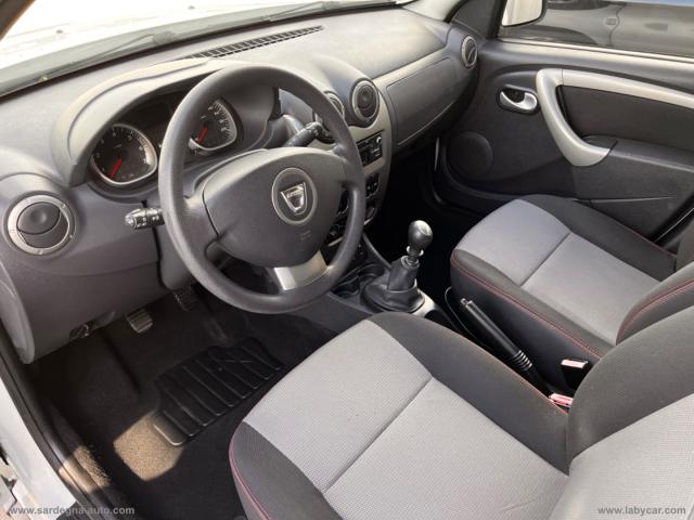Auto - Dacia duster 1.5 dci 110 cv 4x2 laurÃ©ate