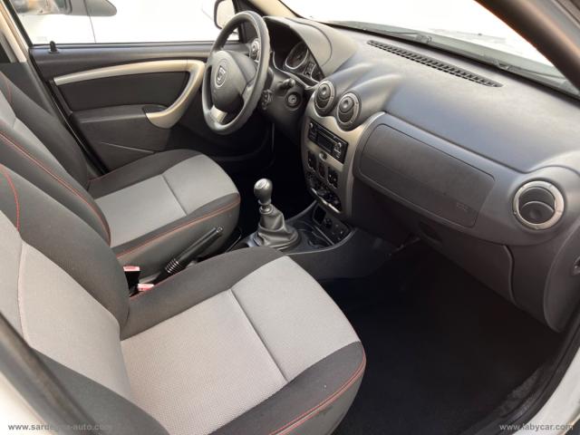 Auto - Dacia duster 1.5 dci 110 cv 4x2 laurÃ©ate