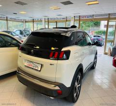 Auto - Peugeot 3008 bluehdi 180 s&s eat6 gt