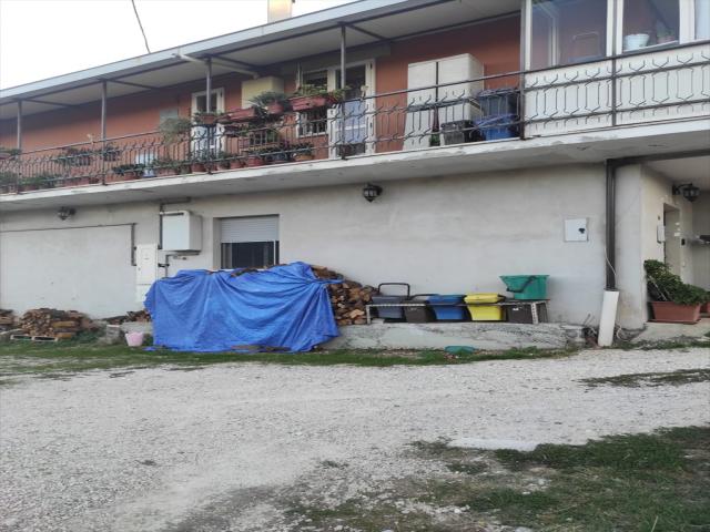 Appartamenti in Vendita - Casa indipendente in vendita a chieti s. anna