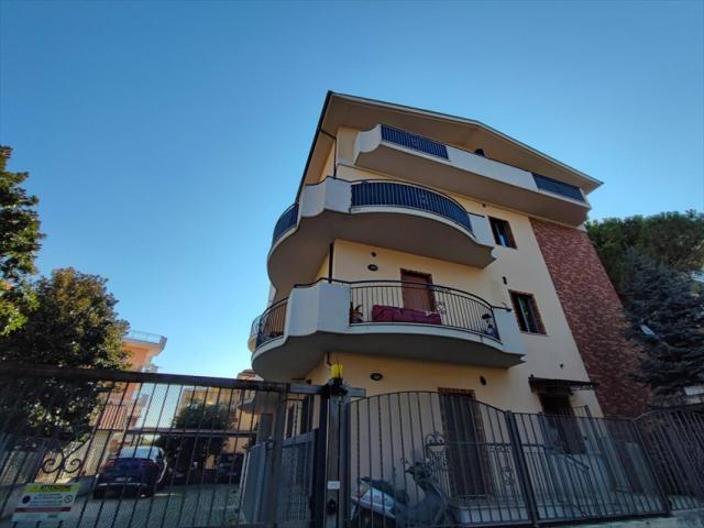 Appartamenti in Vendita - Appartamento in vendita a pescara colli