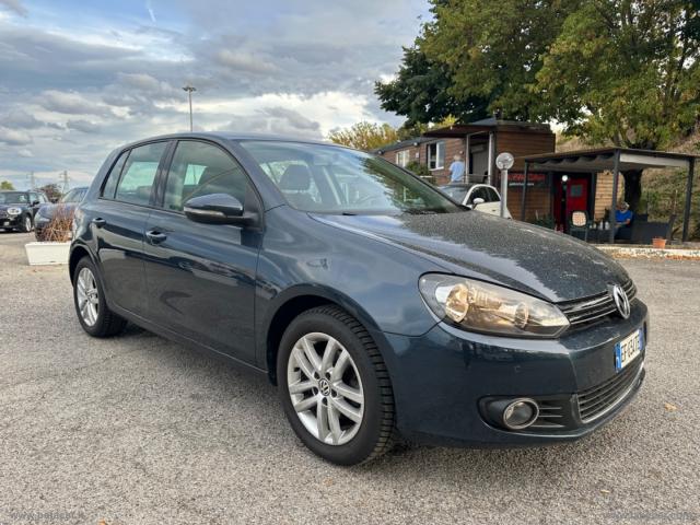 Auto - Volkswagen golf 1.6 tdi dpf 5p. trendline