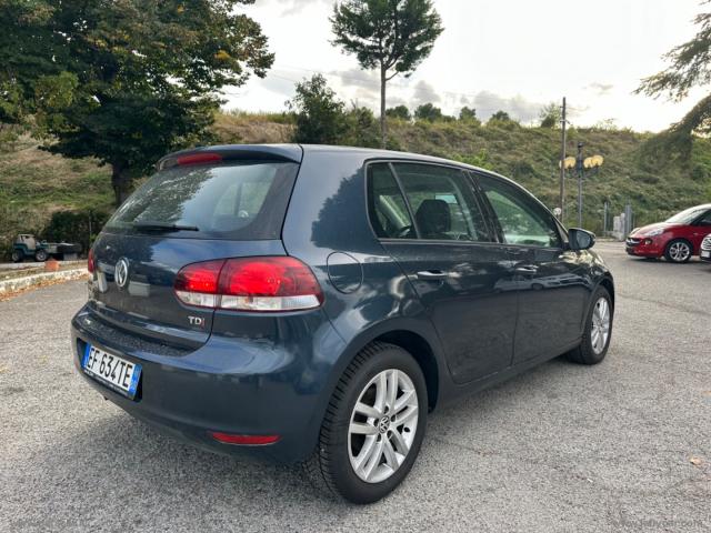 Auto - Volkswagen golf 1.6 tdi dpf 5p. trendline