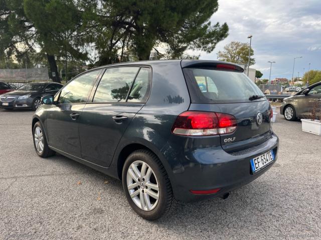 Auto - Volkswagen golf 1.6 tdi dpf 5p. trendline