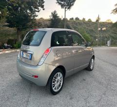 Auto - Lancia ypsilon 1.3 mjt 75 cv diva