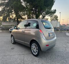 Auto - Lancia ypsilon 1.3 mjt 75 cv diva