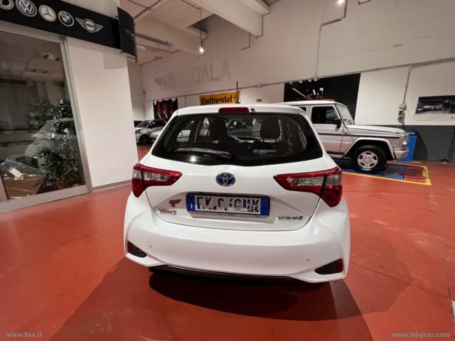 Auto - Toyota yaris 1.5 hybrid 5p. active