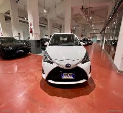 Auto - Toyota yaris 1.5 hybrid 5p. active