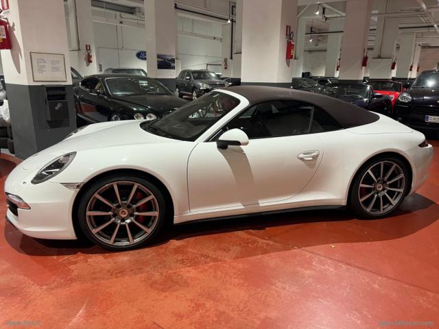 Auto - Porsche 911 3.8 carrera 4s cabriolet