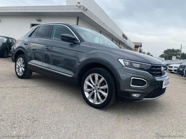 Auto - Volkswagen t-roc 1.6 tdi scr advanced bluemot.tech.