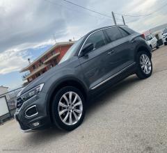 Auto - Volkswagen t-roc 1.6 tdi scr advanced bluemot.tech.